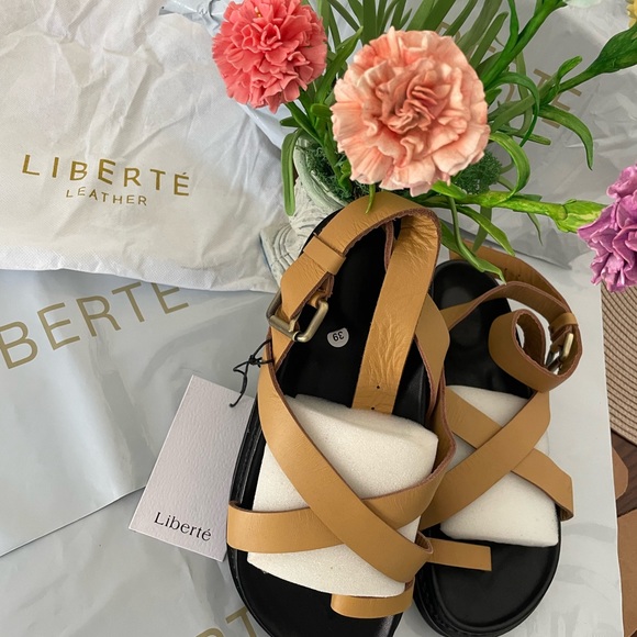 Liberte Leather Bronte Sandals - Picture 4 of 9